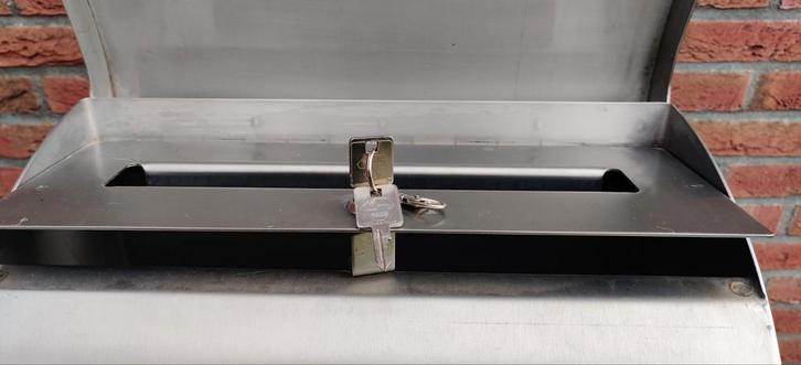 Roestvrijstalen, handmade brievenbus, Tuin en Terras, Brievenbussen, Zo goed als nieuw, Staande brievenbus, Ophalen