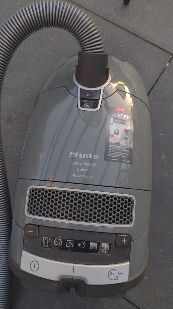 Miele Complete C3 Select Powerline Stofzuiger NIEUWSTAAT 2jr, Witgoed en Apparatuur, Stofzuigers, Gebruikt, Stofzuiger, Minder dan 1200 watt