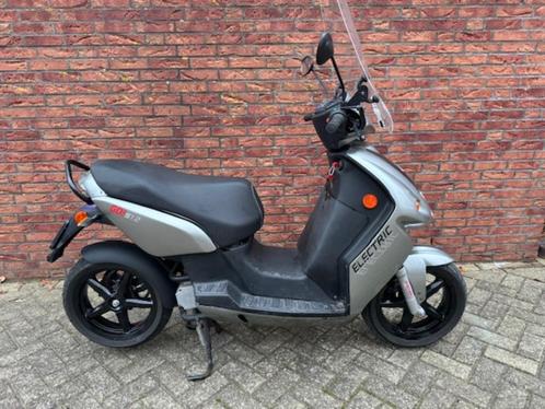 Govecs Go! S1.2 elektrische scooter, Fietsen en Brommers, Scooters | Overige merken, Gebruikt, Maximaal 25 km/u, Elektrisch, Ophalen