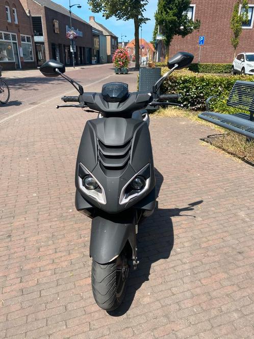 ✅Peugeot Speedfight 4 4T✅ (schade), Fietsen en Brommers, Scooters | Peugeot, Zo goed als nieuw, Speedfight, Ophalen