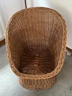 Kleine Rotan/rieten stoel, Sliedrecht., Ophalen