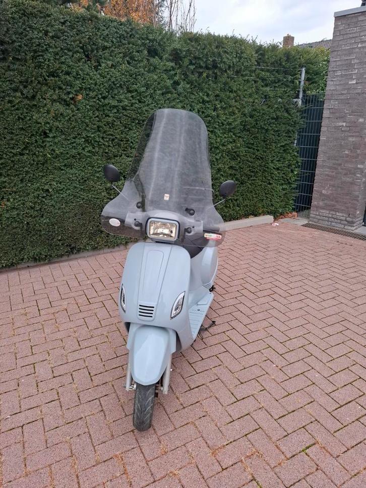 Vom Venice sport – Leuke winterklus, mooie scooter., Fietsen en Brommers, Snorfietsen en Snorscooters, Gebruikt, Overige merken