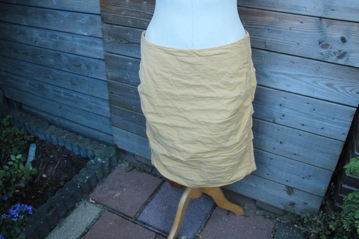 Rok oker Far Hills ( Purdey) mt 40 Vaste prijs, Kleding | Dames, Rokken, Zo goed als nieuw, Maat 38/40 (M), Geel, Knielengte, Ophalen of Verzenden