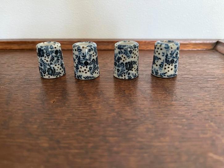 Set 4 mini kandelaars/ kaarshouders Chinees blauw wit, Antiek en Kunst, Antiek | Kandelaars, Keramiek of Aardewerk, Ophalen of Verzenden