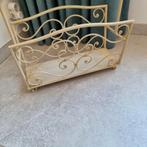 Brocante krantenbak, Huis en Inrichting, Woonaccessoires | Krantenbakken en Lectuurbakken, Ophalen of Verzenden, Gebruikt