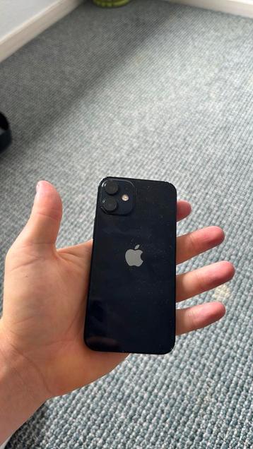 Iphone 12 mini kapot scherm beschikbaar voor biedingen