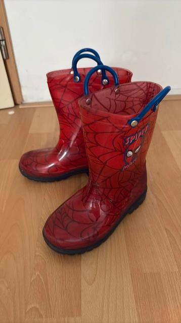 Spiderman regenlaarzen maat 28 beschikbaar voor biedingen