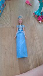 Cinderella Doll, Ophalen, Gebruikt