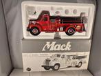 Mack B-61 Model 1960 Fire Slangenwagen First Gear 1:34, Hobby en Vrije tijd, Modelauto's | 1:32, Ophalen of Verzenden, Nieuw, Bus of Vrachtwagen