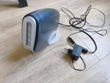 2 KVM switches (zonder kabels) beschikbaar voor biedingen