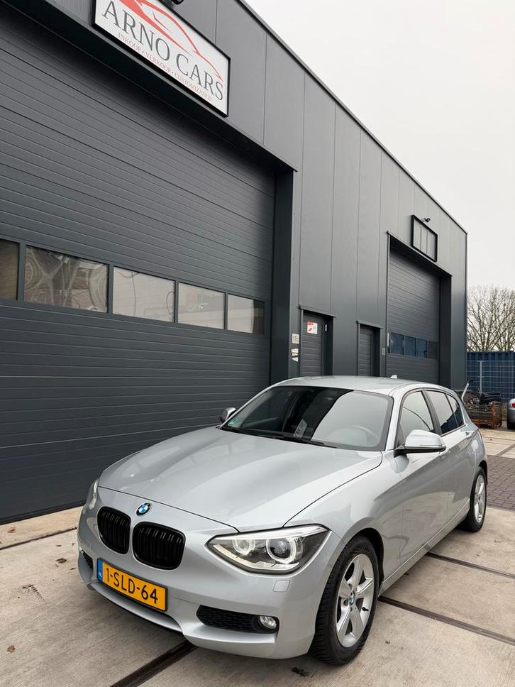 BMW 1-Serie 116i 5DR 2013 Grijs - COMPLEET IN ORDE| APK, Auto's, BMW, Bedrijf, 1-Serie, ABS, Adaptieve lichten, Airbags, Airconditioning