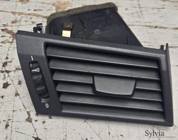 Luchtrooster ventilatie Dashboard rechts BMW X3 serie E83 64 beschikbaar voor biedingen