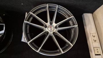 20 inch wielen demo 1x Motec 1x Haxer beschikbaar voor biedingen