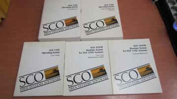 SCO UNIX User`s and Administrator`s Guides and References beschikbaar voor biedingen