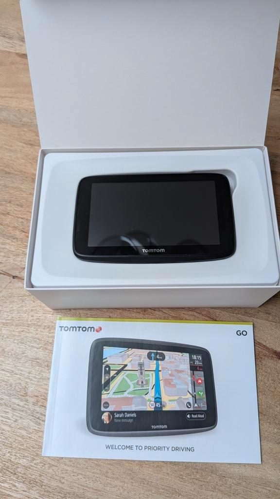 TomTom 520Go Wi-Fi Levenslang gratis kaart- verkeers-updates, Auto diversen, Autonavigatie, Zo goed als nieuw, Ophalen of Verzenden