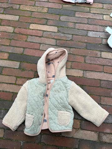 Leuk babyjasje beschikbaar voor biedingen