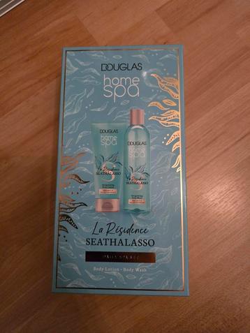 Douglas Home Spa Set - Nieuw! beschikbaar voor biedingen