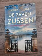 Lucinda Riley - De zeven zussen, Ophalen of Verzenden, Zo goed als nieuw, Lucinda Riley