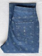 blue jeans met logo van Dismero, Blauw, Nieuw, Ophalen of Verzenden, W30 - W32 (confectie 38/40)