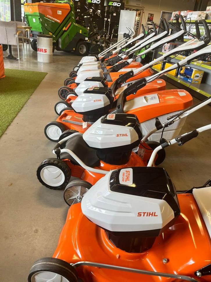 Stihl met korting!, Tuin en Terras, Grasmaaiers, Nieuw, Accu-grasmaaier, Ophalen