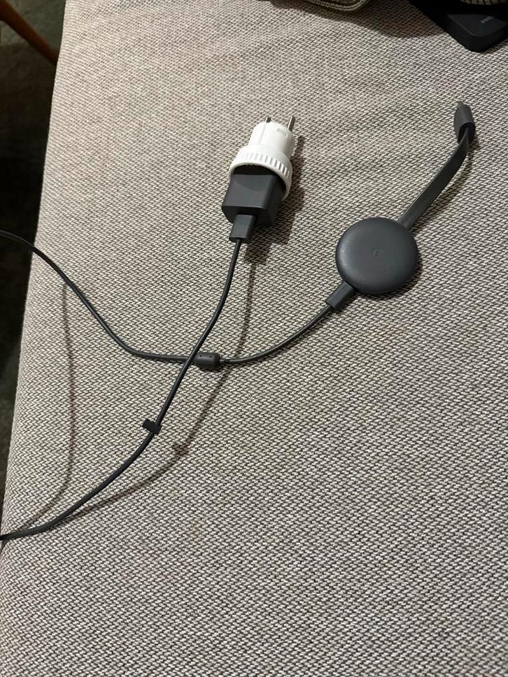 Google Chromecast 3, Audio, Tv en Foto, Mediaspelers, Zo goed als nieuw, Zonder harde schijf, HDMI, Ophalen of Verzenden