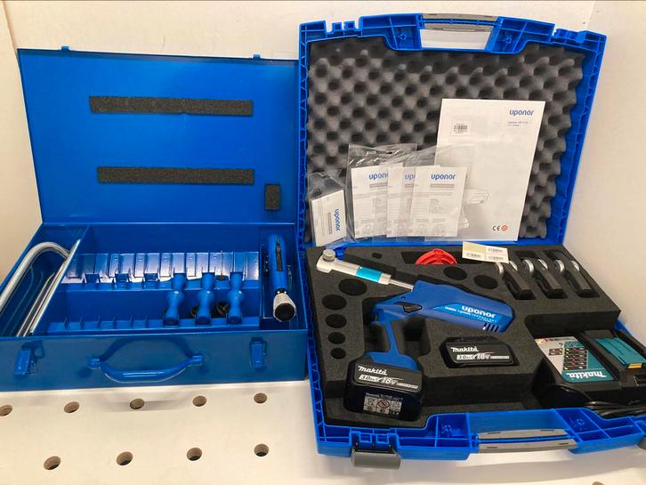 Uponor accu Perstang up110 s-press (nieuwstaat), Doe-het-zelf en Verbouw, Gereedschap | Overige machines, Nieuw, Ophalen