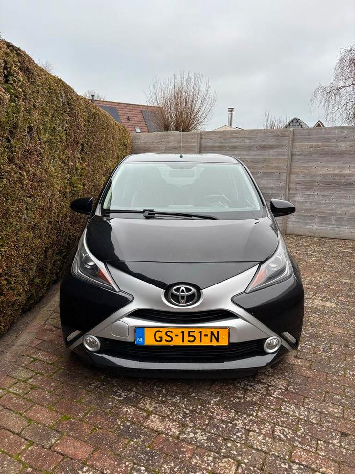 Toyota Aygo 1.0 12V Vvt-i 5Drs 2015 Zwart, Auto's, Toyota, Particulier, Aygo, Achteruitrijcamera, Airbags, Airconditioning, Bluetooth