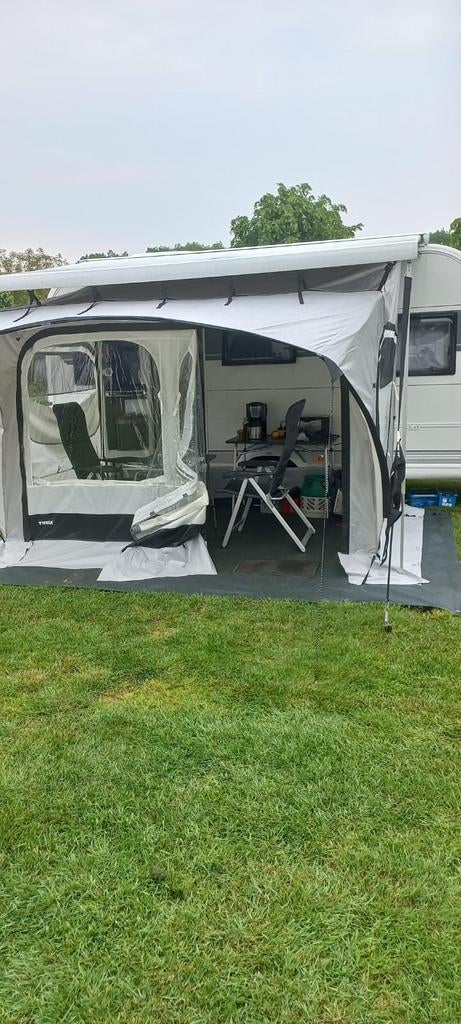 Tekoop luifelvoortent, Caravans en Kamperen, Caravan accessoires, Zo goed als nieuw, Ophalen