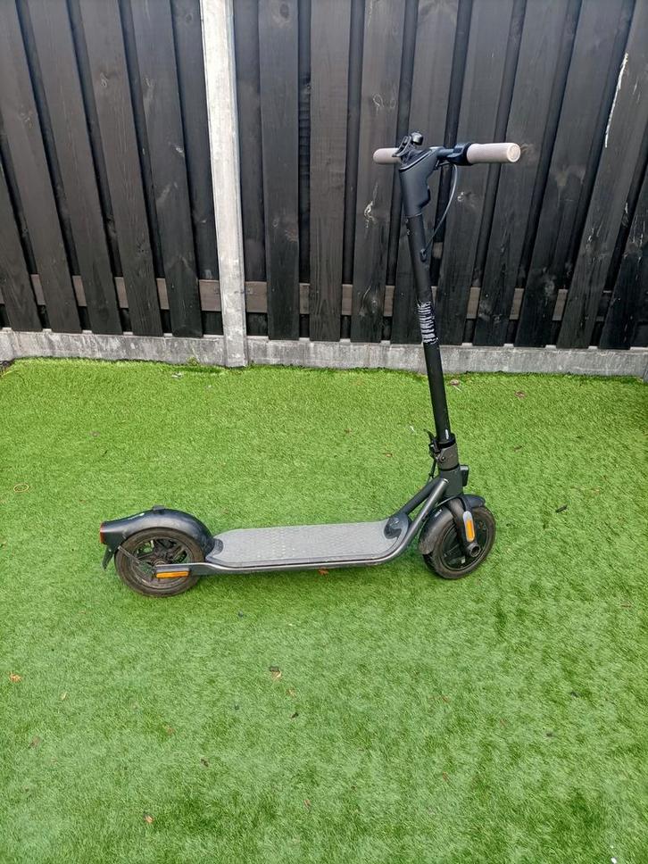 Ninebot f25e ll, Fietsen en Brommers, Steps, Gebruikt, Elektrische step (E-scooter), Ophalen of Verzenden