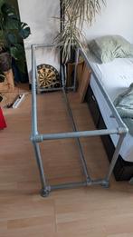 Bureau frame van stijgerbuizen, Huis en Inrichting, Bureaus, Ophalen, Gebruikt, Bureau