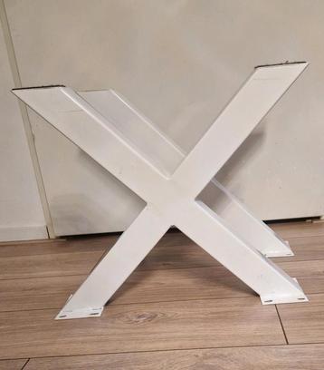 2x Stalen tafelpoten voor Salontafel beschikbaar voor biedingen
