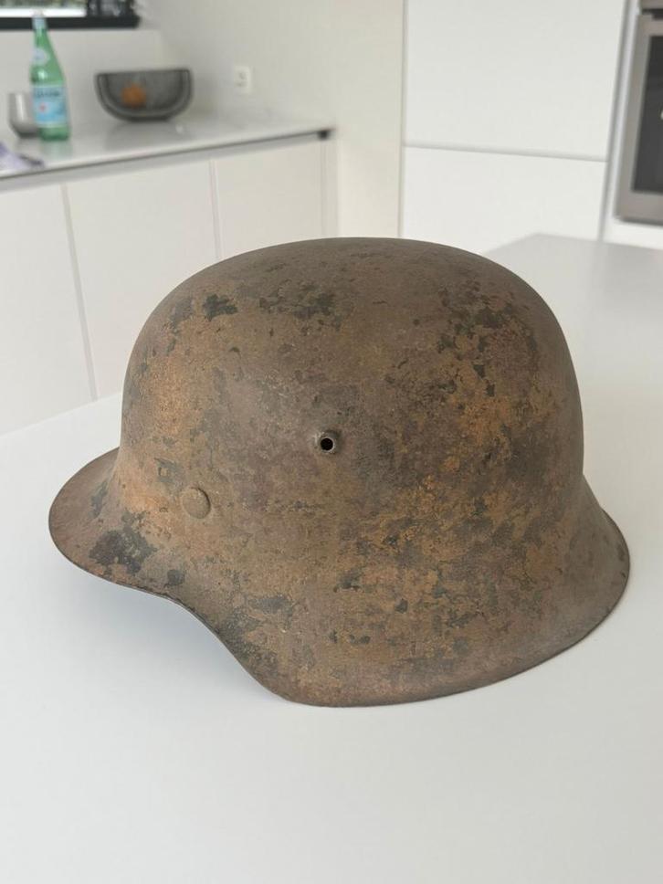 Schitterende camo helm., Verzamelen, Militaria | Tweede Wereldoorlog, Helm of Baret, Nederland, Ophalen of Verzenden