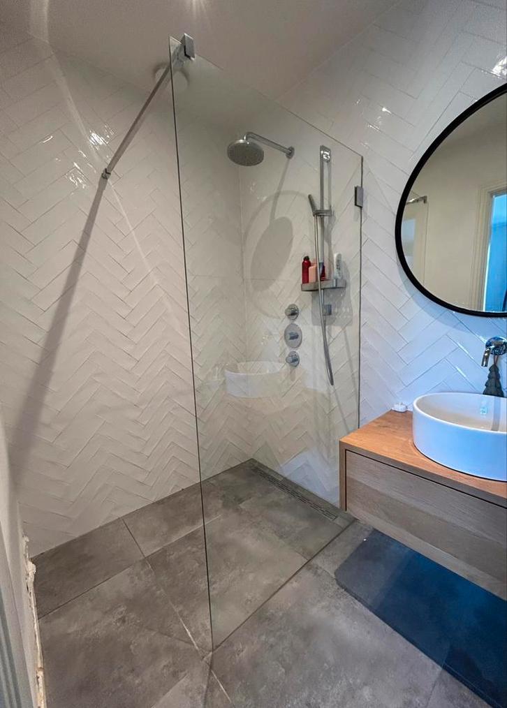 Stijlvol helder/ chroom douchescherm – 100 cm breed, Huis en Inrichting, Badkamer | Complete badkamers, Zo goed als nieuw, Ophalen