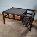 Vintage rotan/Manou salontafel met lectuurmand, Huis en Inrichting, Tafels | Salontafels, Overige materialen, Gebruikt, 50 tot 100 cm