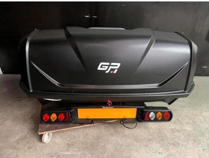 Trekhaakkoffer / Bagagebox te huur, Auto diversen, Dakkoffers, Gebruikt, Ophalen of Verzenden