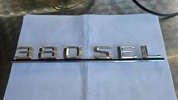 MERCEDES EMBLEEM 380 SEL originele  beschikbaar voor biedingen