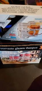 En glazen theepot, Huis en Inrichting, Overige typen, Ophalen of Verzenden, Overige stijlen, Glas