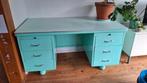 Vintage (Gispen?) bureau, mintgroen geverfd metaal, Huis en Inrichting, Bureaus, Ophalen, Gebruikt, Bureau