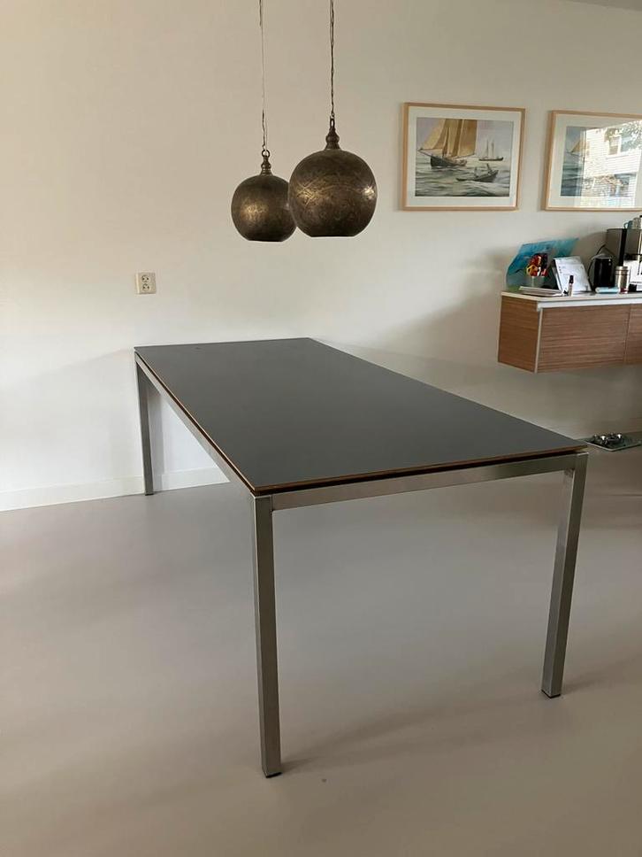 tafel grijs betonplex blad en rvs frame 210 x 90 x 75,5., Huis en Inrichting, Tafels | Eettafels, Gebruikt, 50 tot 100 cm, 200 cm of meer