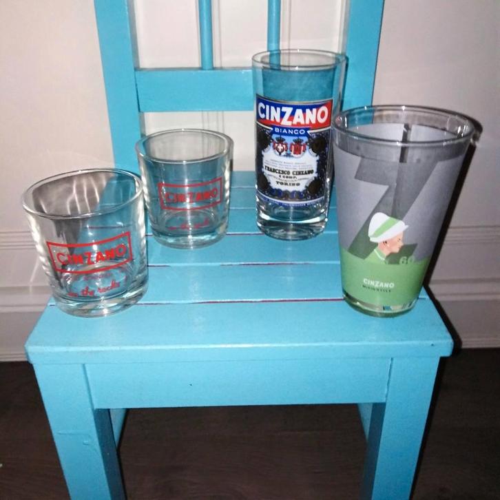 Cinzano Vermouth glazen 4 stuks, Verzamelen, Glas en Borrelglaasjes, Gebruikt, Overige typen, Ophalen