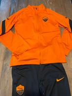 Voetbaltenue voetbalshirt trainingspak Roma 147 - 158, Kinderen en Baby's, Verzenden, Zo goed als nieuw, Jongen of Meisje, Broek