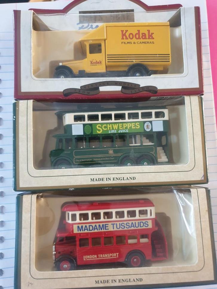 3 Vintage Days Gone Auto's in Originele Verpakking, Hobby en Vrije tijd, Modelbouw | Auto's en Voertuigen, Nieuw, Auto, 1:50 of kleiner