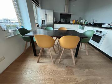 Eettafel, hout, bruin, 160 x 90 beschikbaar voor biedingen