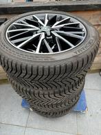 Originele 18 inch Toyota Yaris Cross velgen met winterbanden, Auto-onderdelen, Banden en Velgen, Ophalen, 18 inch, Banden en Velgen