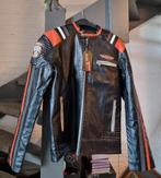 Nieuwe lederlook jas - Valt als M/L, Zwart, Maat 42/44 (L), Nieuw, Ophalen of Verzenden