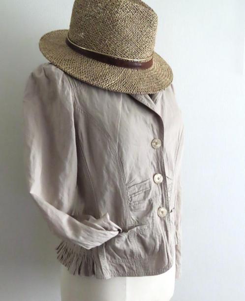 Caroline Biss, EGGshel tint met een speelse snit mt 42/44, Kleding | Dames, Jasjes, Kostuums en Pakken, Zo goed als nieuw, Jasje