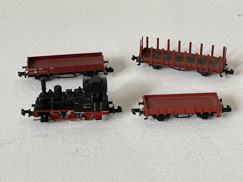 Minitrix of zo loc 3 wagons rails, Hobby en Vrije tijd, Modeltreinen | N-Spoor, Gebruikt, Rails, Gelijkstroom, Trix, Verzenden
