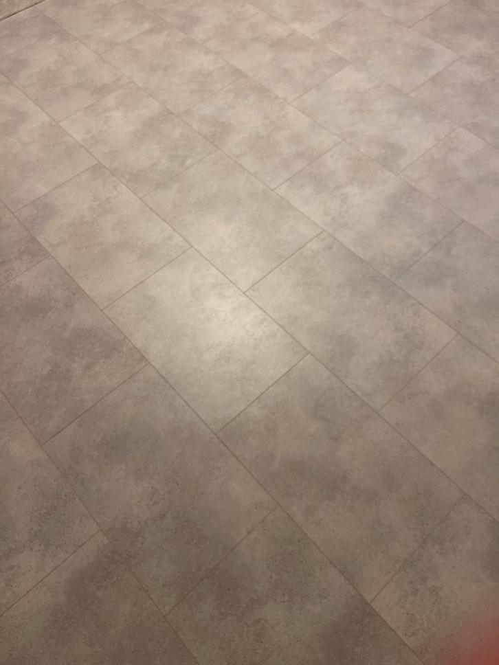 Beige marmerlook laminaat 110m2, Doe-het-zelf en Verbouw, Vloerdelen en Plavuizen, Gebruikt, Laminaat, Kunststof, 50 tot 150 cm