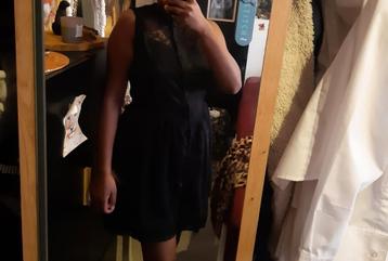 Zwarte jurk te koop!