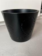 Zwarte bloempot met hartjes - ARRÅK IKEA, Tuin en Terras, Steen, Rond, Binnen, Ophalen of Verzenden